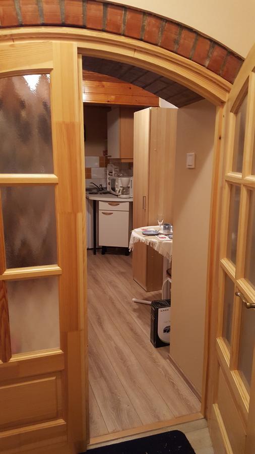 Hangulat Vendeghaz Apartmanok Orosháza المظهر الخارجي الصورة