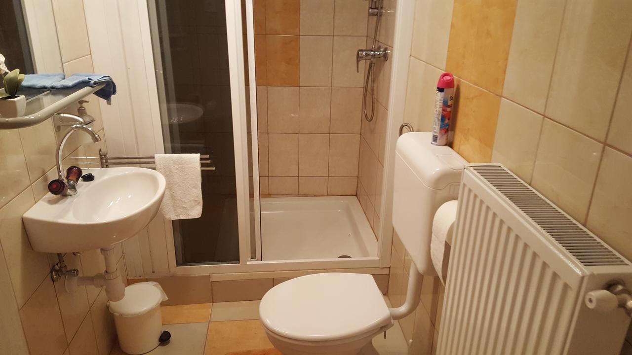 Hangulat Vendeghaz Apartmanok Orosháza المظهر الخارجي الصورة